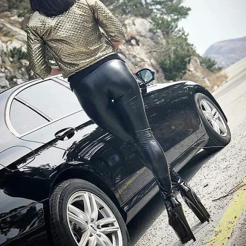 Leggings de Cuero Sintético - Cintura Alta y Efecto Levanta Glúteos