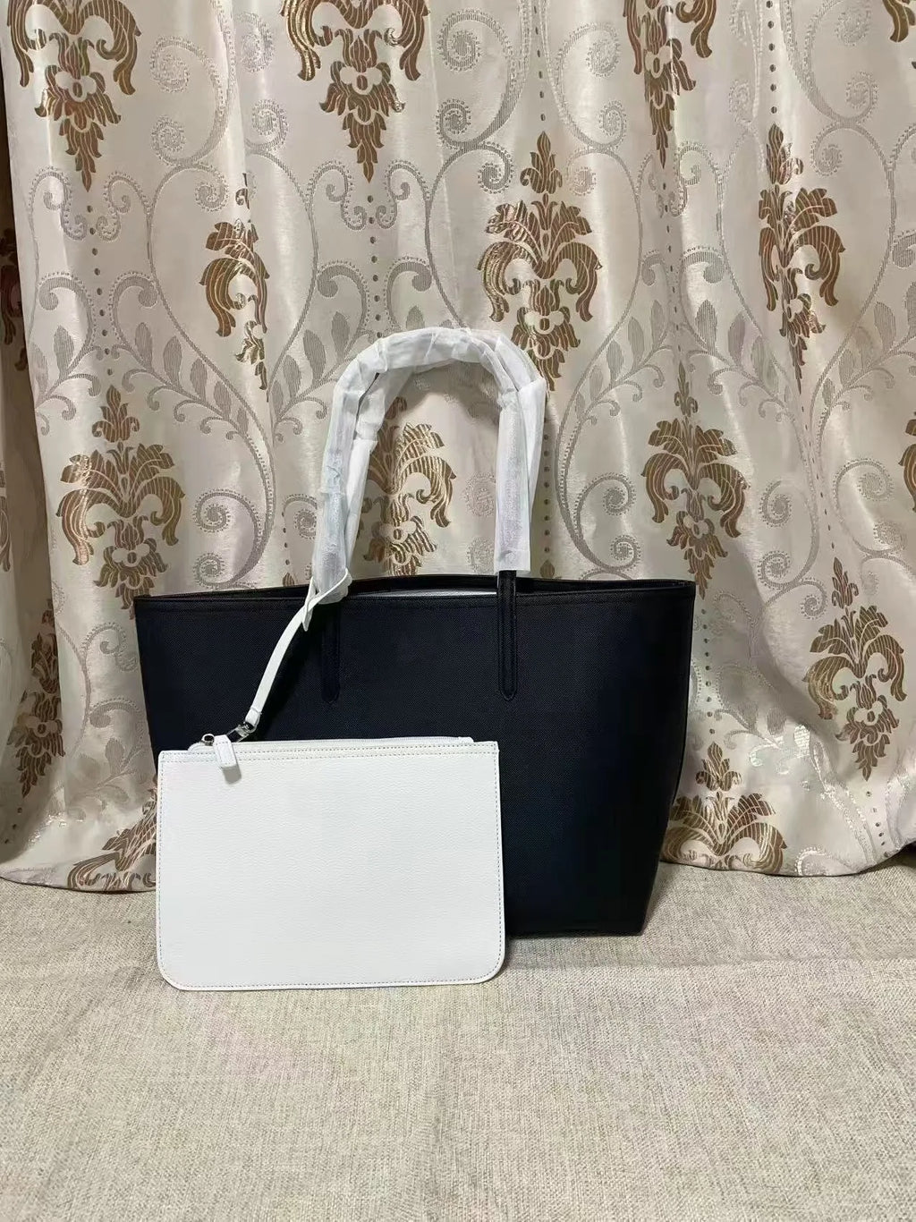 Bolso de Mano Gran Capacidad - Modelo 2025 Portátil PU