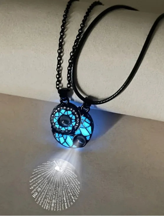 Collar Proyección Luna y Sol 2 Piezas - Te Quiero 100 Idiomas Parejas