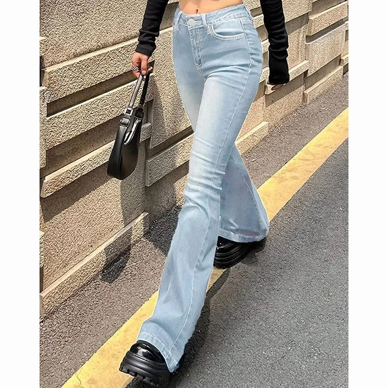 Jeans Acampanados de Cintura Alta - Estilo Bootcut