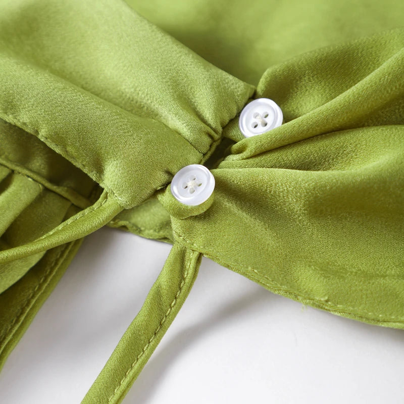 Vestido de Satén con Lazos - Cuello Halter y Espalda Descubierta