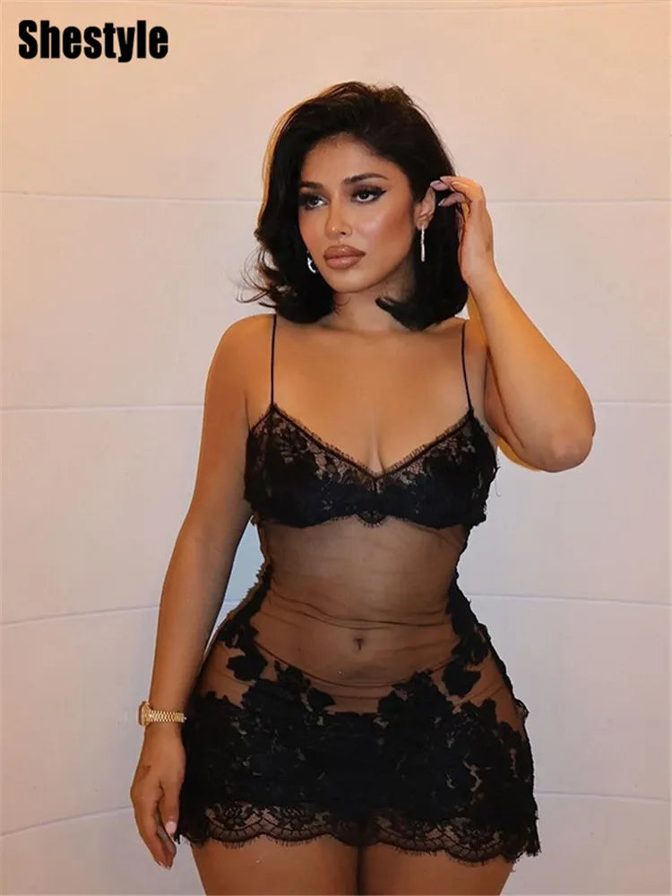 Vestido Mini Sexy con Encaje Transparente - Tirantes Finos