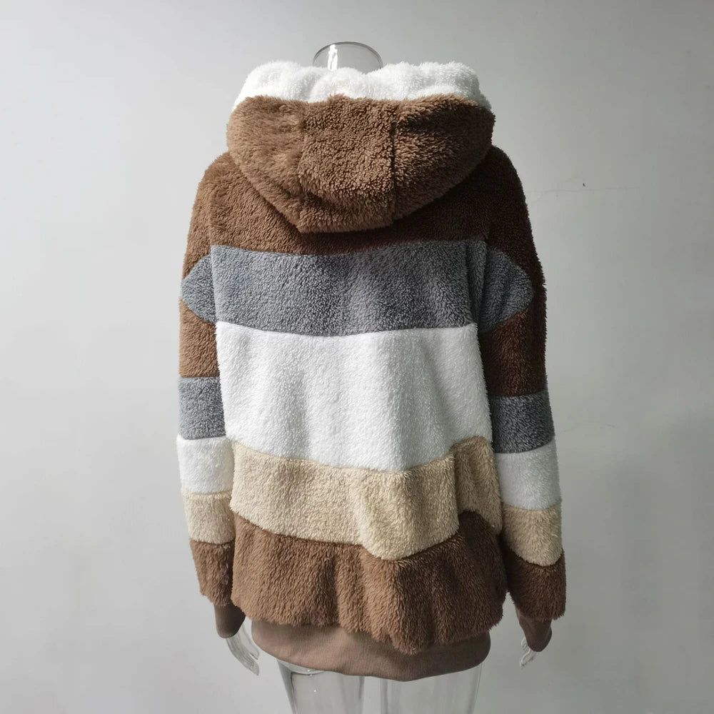 Chaqueta Oversized con Capucha y Felpa - Estilo Streetwear