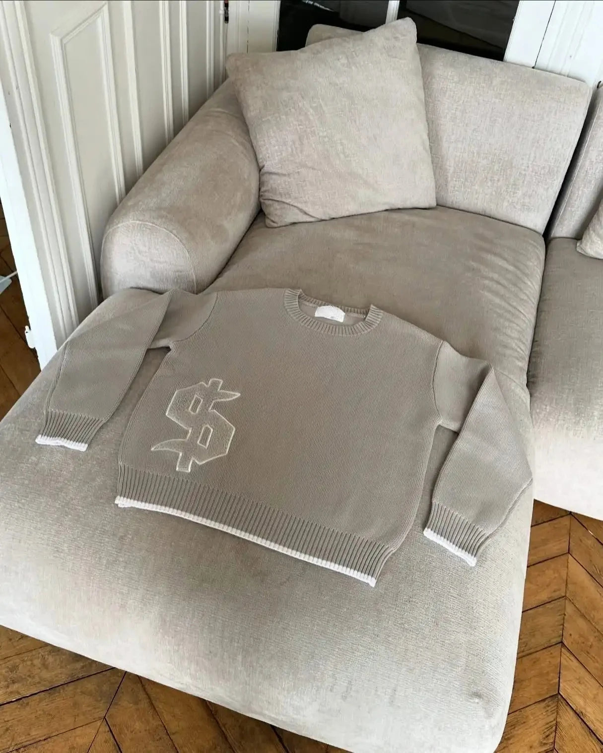 Suéter Y2K Gris con Patrón de Símbolos - Estilo Harajuku Hombre