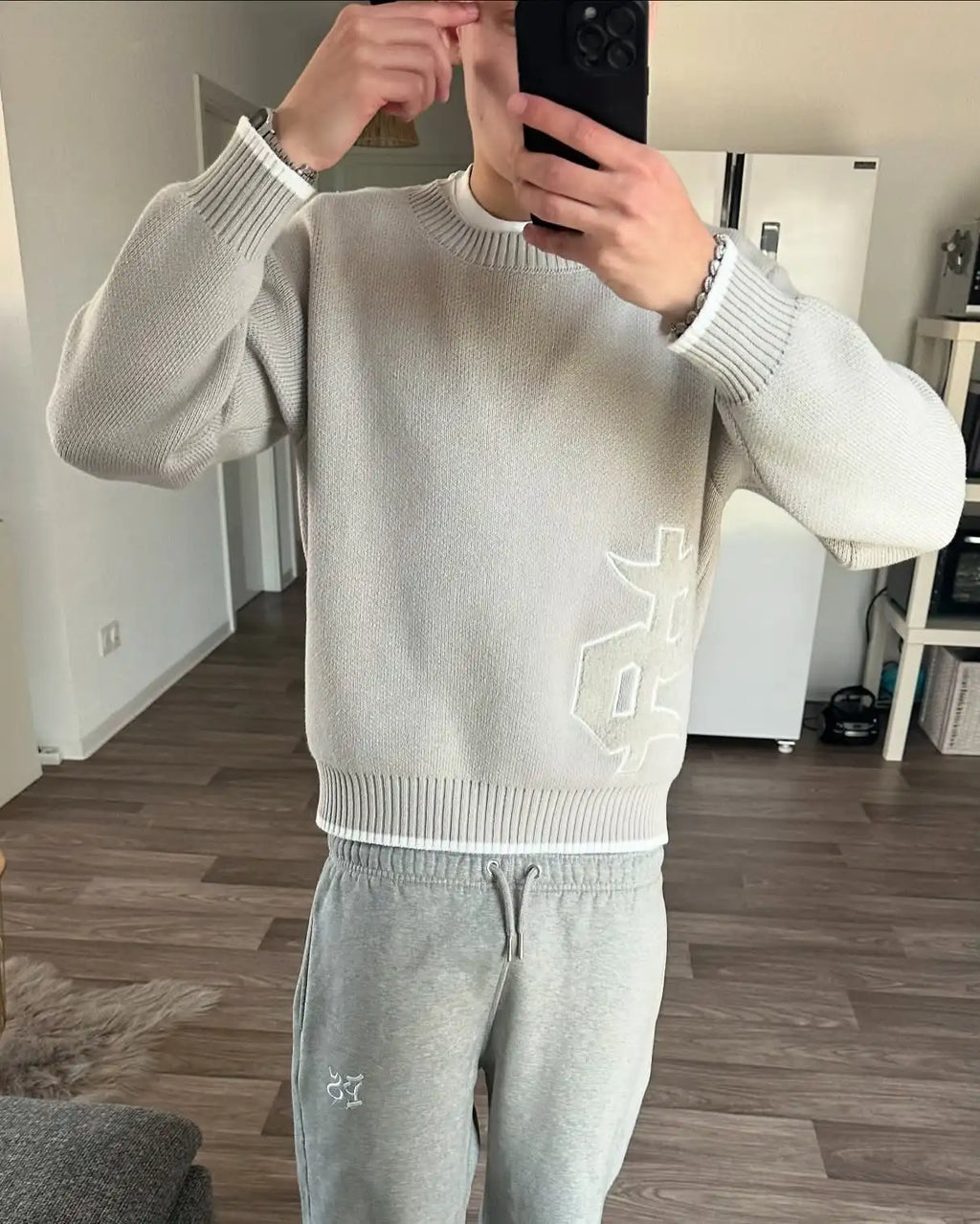 Suéter Y2K Gris con Patrón de Símbolos - Estilo Harajuku Hombre
