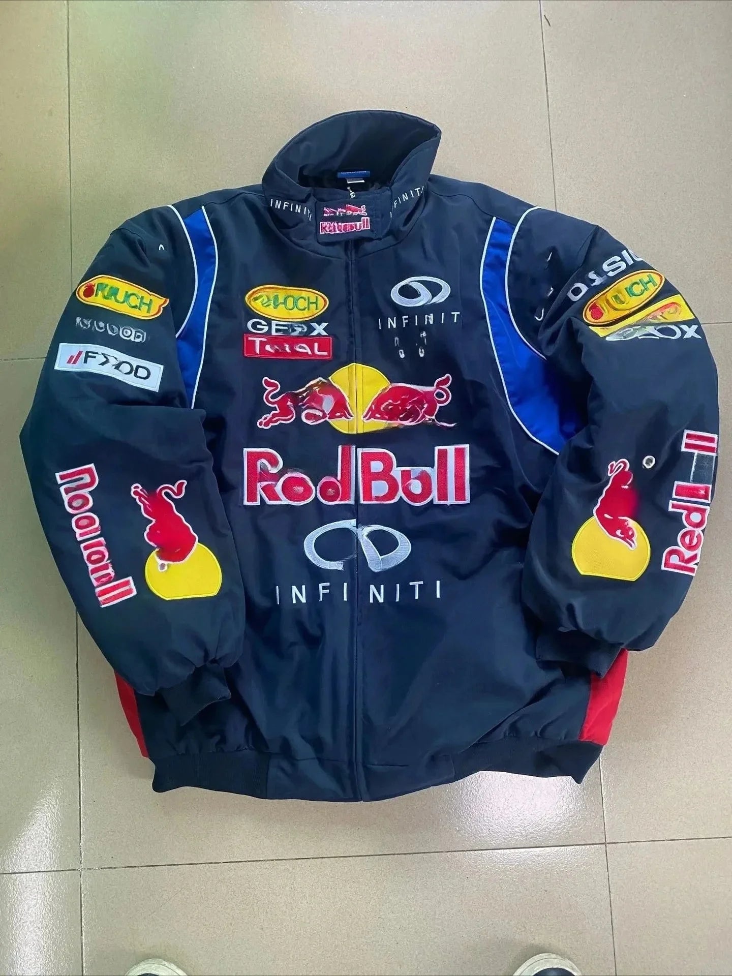 Chaqueta Red Bull de Motociclismo - Bordado Premium Hombre/Mujer