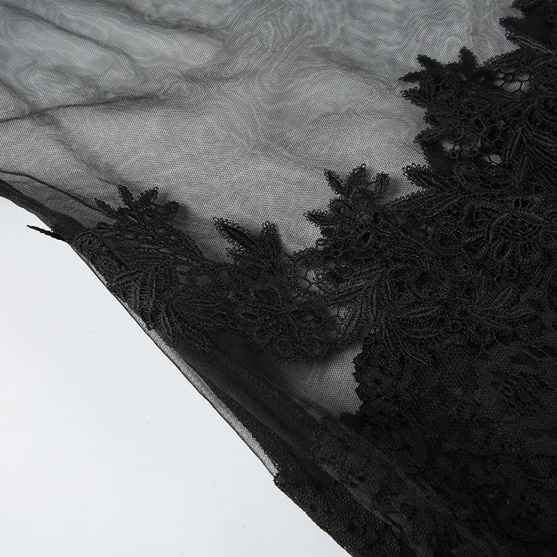 Vestido Mini Sexy con Encaje Transparente - Tirantes Finos