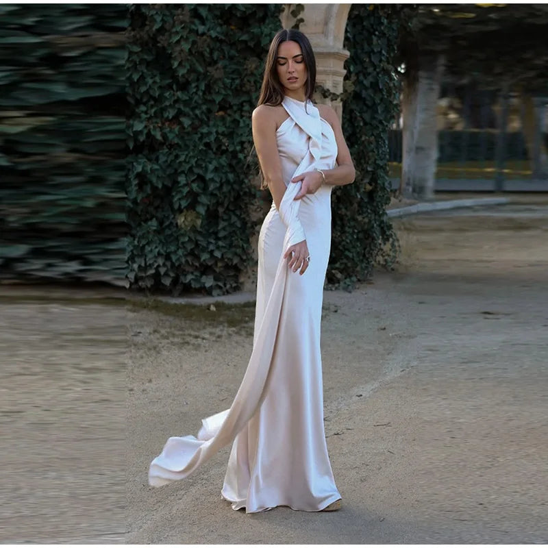 Vestido Halter Elegante con Lazo - Espalda Descubierta