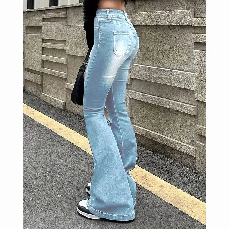 Jeans Acampanados de Cintura Alta - Estilo Bootcut