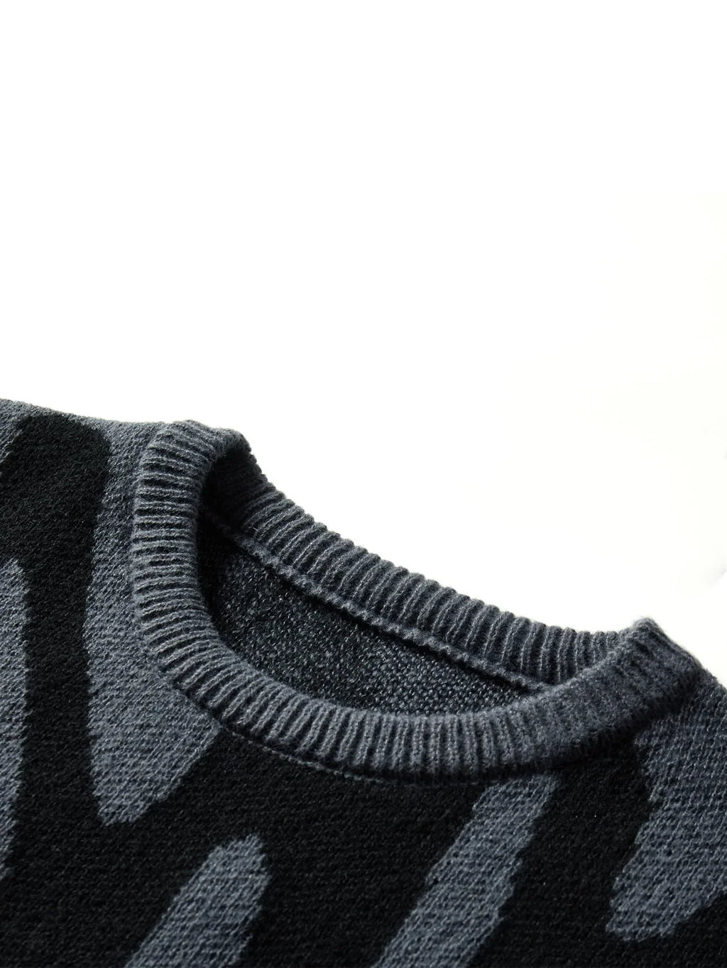 Suéter con Patrón Jacquard Irregular - Cuello Redondo Hombre
