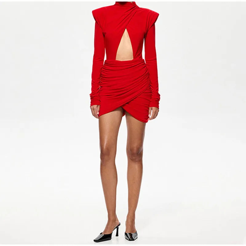 Vestido Mini Plisado con Hombreras - Cuello Medio y Manga Larga