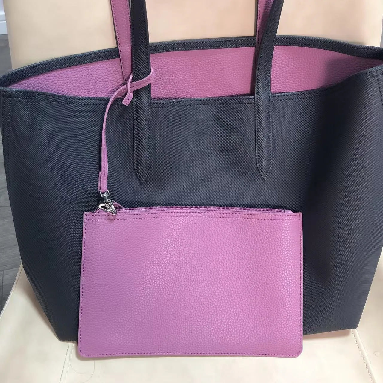 Bolso de Mano Gran Capacidad - Modelo 2025 Portátil PU