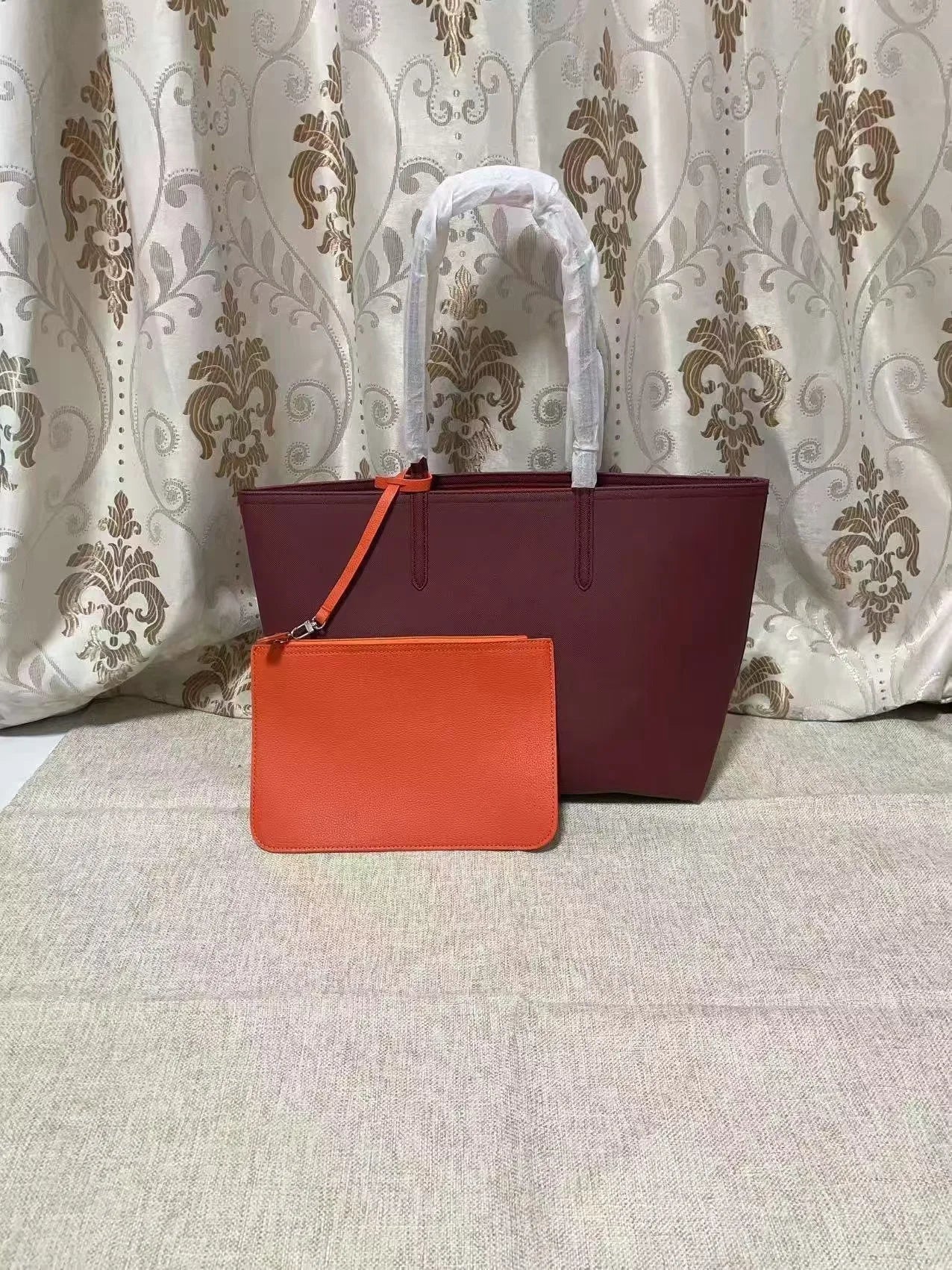 Bolso de Mano Gran Capacidad - Modelo 2025 Portátil PU
