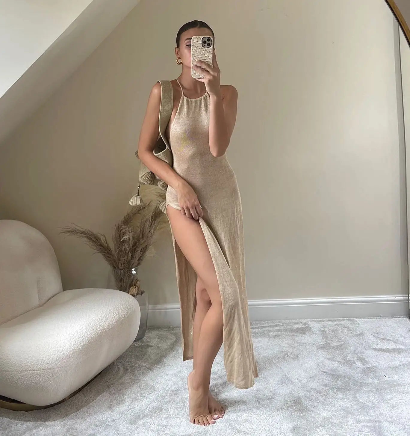 Vestido Cobertor de Playa Tejido - Cuello Halter con Abertura