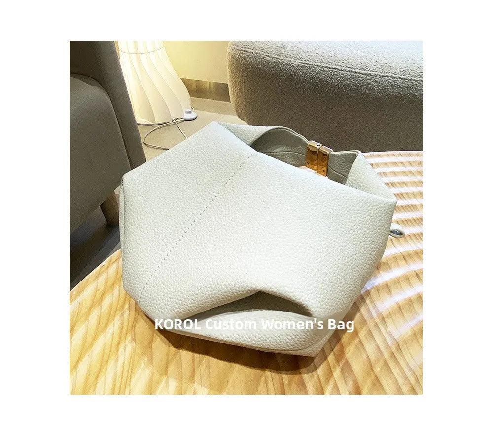 Bolso de Mano Francés Niche 2025 - Cuero con Hebilla Estilo Minimalista