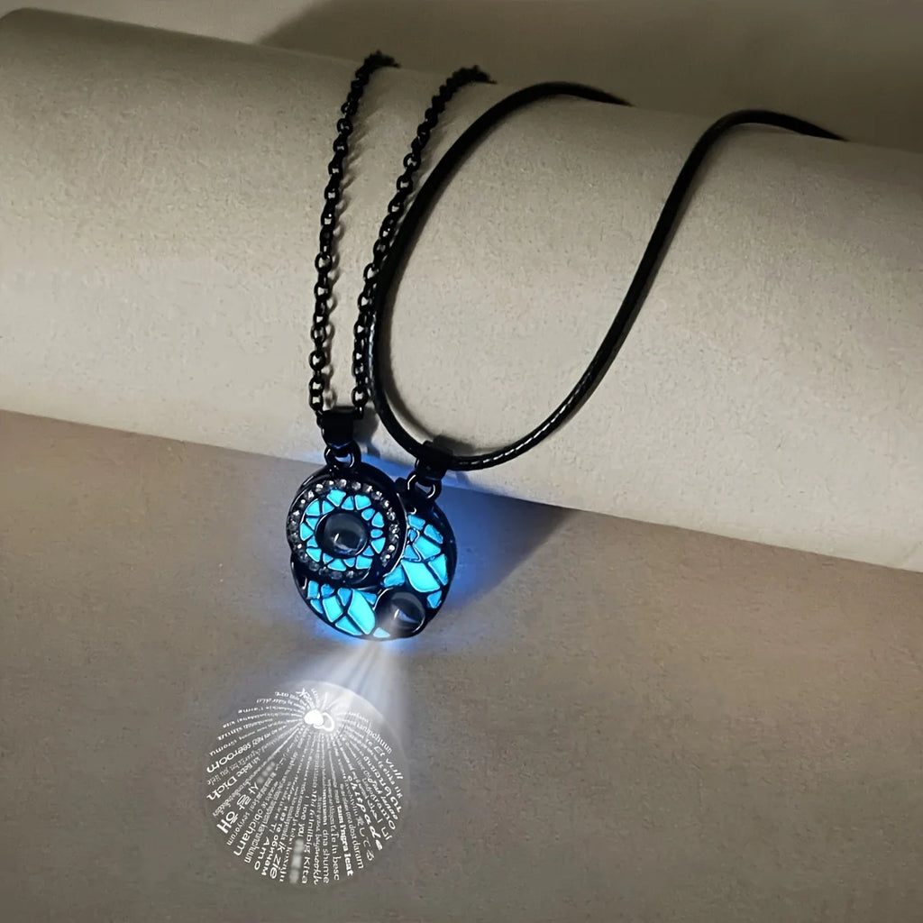 Collar Proyección Luna y Sol 2 Piezas - Te Quiero 100 Idiomas Parejas