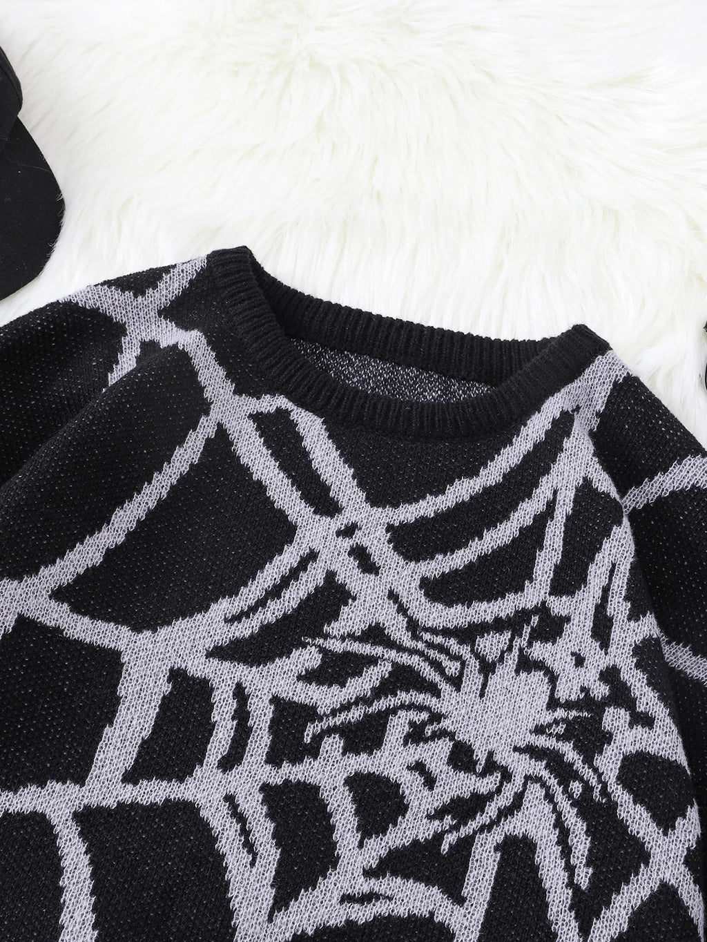 Suéter con Patrón Spider Web Jacquard - Cuello Redondo Hombre